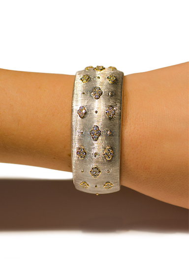 Buccellati Macri AB 18KWG Diamond Cuff Bracelet | OsterJewelers.com