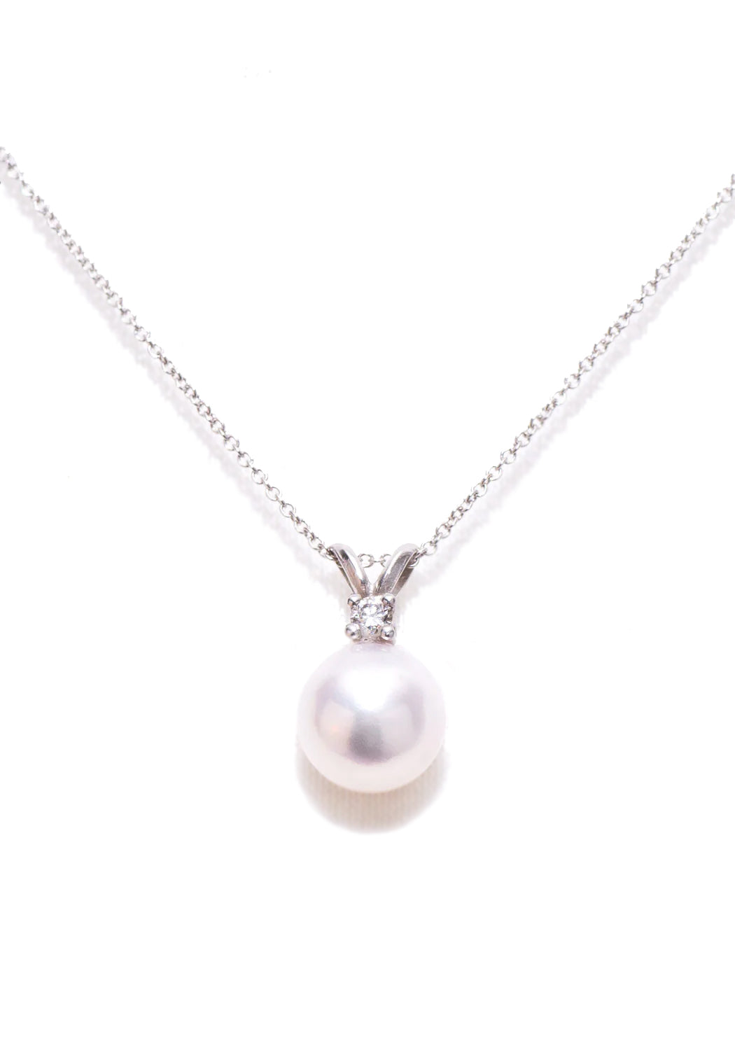 Oster Collection Solitaire 8 mm White Pearl Pendant Necklace  | OsterJewelers.com