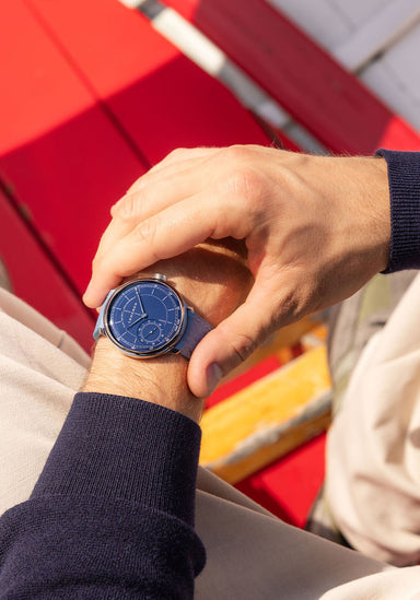 Lederer Central Impulse Chronometer 39mm Longitude Cobalt Blue | Denver Watches | OsterJewelers.com