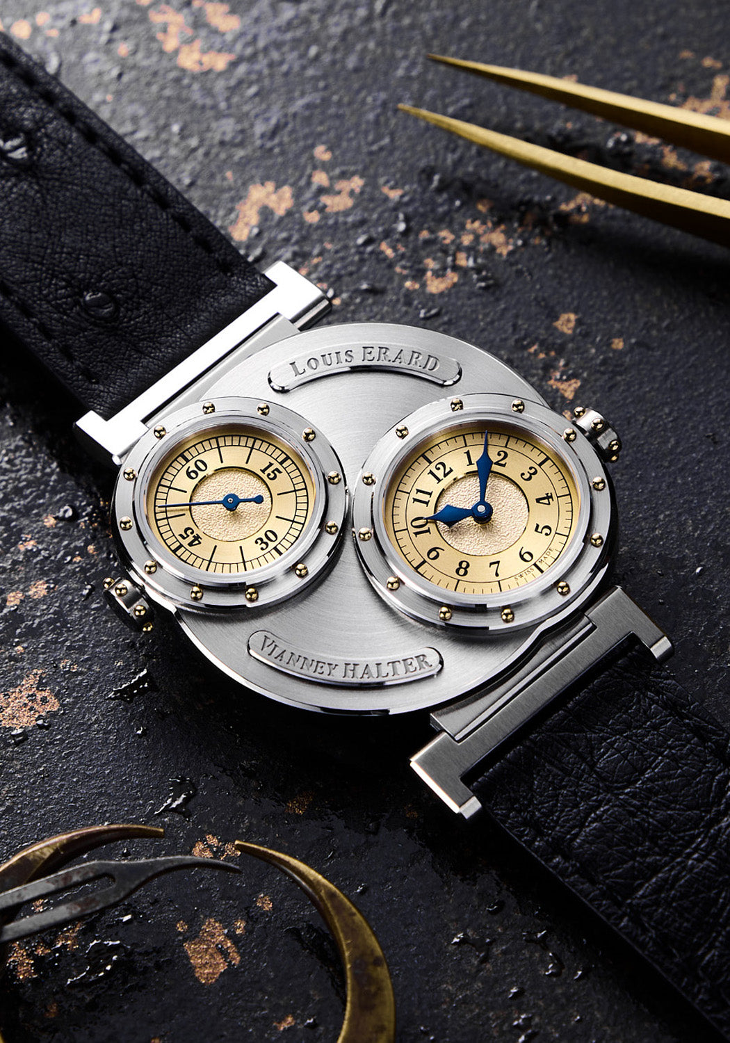 Louis Erard x Vianney Halter Futur Antérior Gold on a dark background that contrasts with the dial