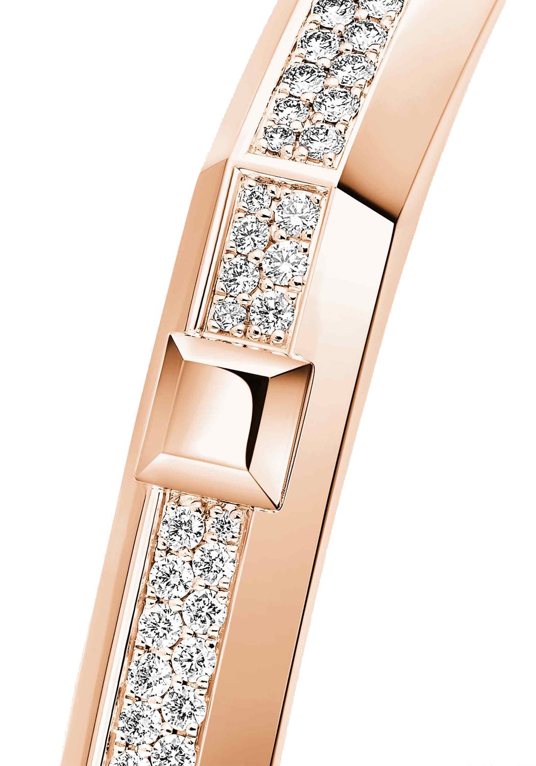 Closeup of the diamonds on the Messika Moderniste 18KRG Medium Pavé Diamond Bangle