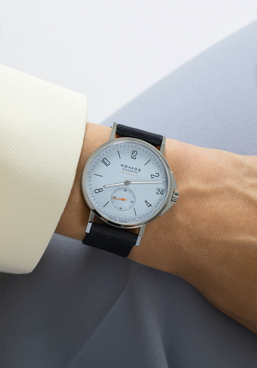 Nomos sales date ring