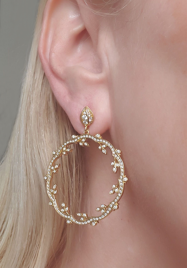 Oster Collection 18KYG Diamond Wreath Hoop Dangle Earrings | OsterJewelers.com
