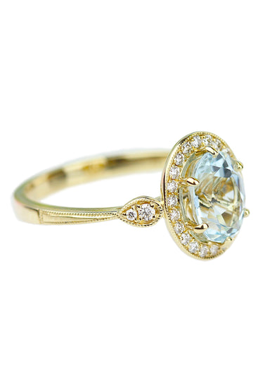 Parade Design 18KYG Diamond Halo Oval Aquamarine Ring | Denver Bridal | OsterJewelers.com