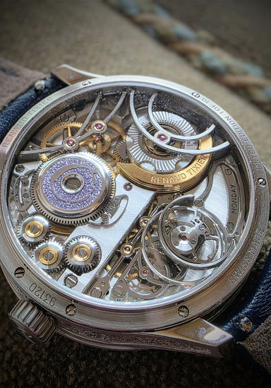 The exhibition caseback reveals the inner workings of the Monday calibre
