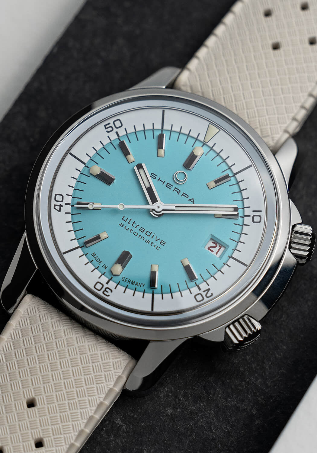 Sherpa Ultradive Atoll | Rubber Strap | Dive Watch | Denver Watches | OsterJewelers.com
