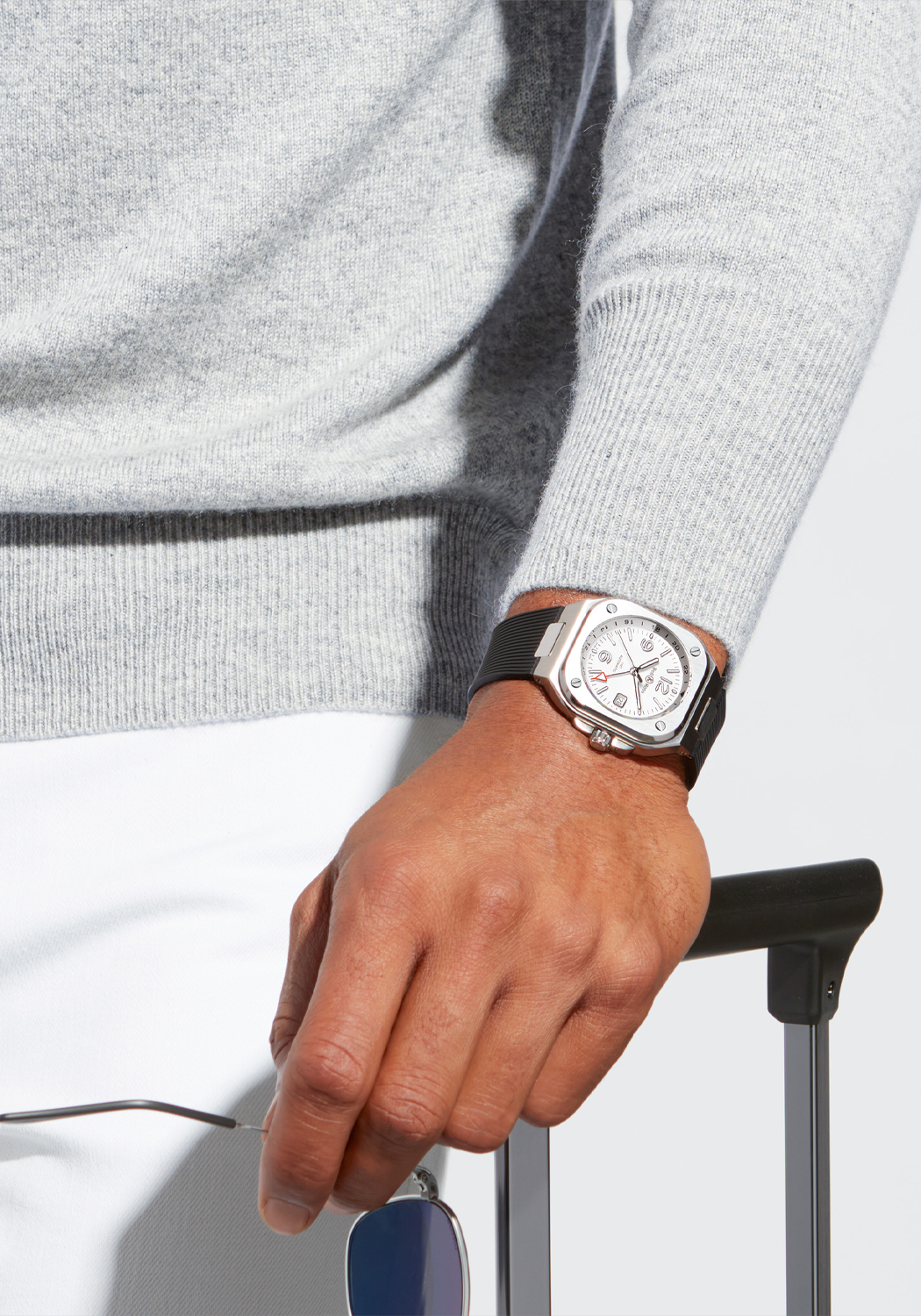 Bell & Ross BR 05 GMT White on Rubber Strap BR05G-SI-ST/SRB Bell & Ross BR 05 GMT White on Rubber Strap BR05G-SI-ST/SRB