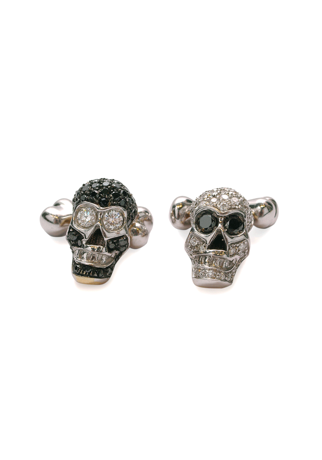 Adolfo Courrier Black & White Diamond Skull & Crossbones Cufflinks | OsterJewelers.com