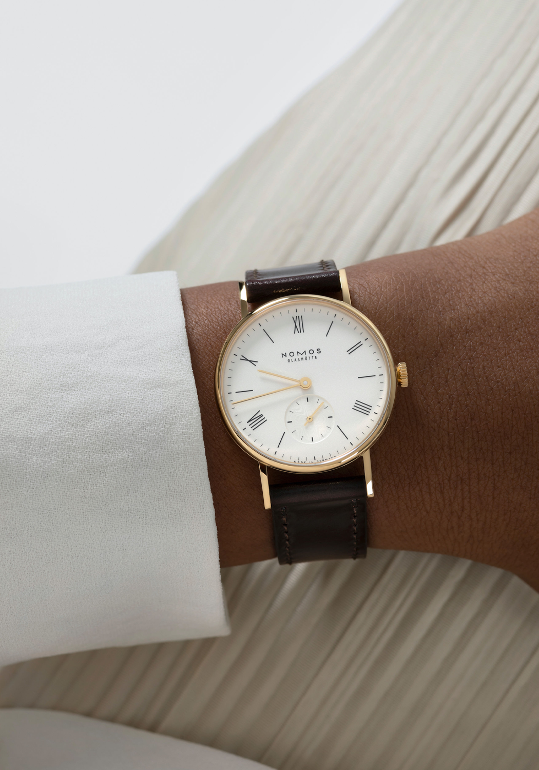 Nomos sales tangente 33